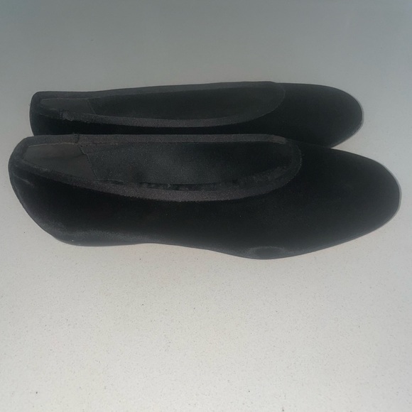 Anne Klein Collection black velvet flats size 8M - Picture 7 of 9